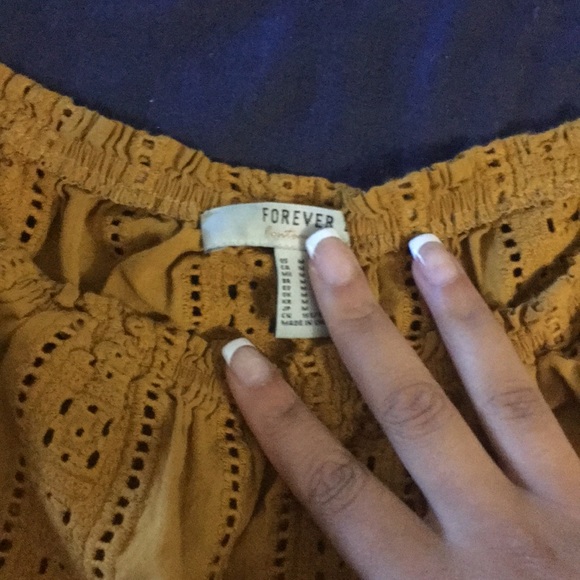 Mustard yellow crop top - Picture 4 of 5